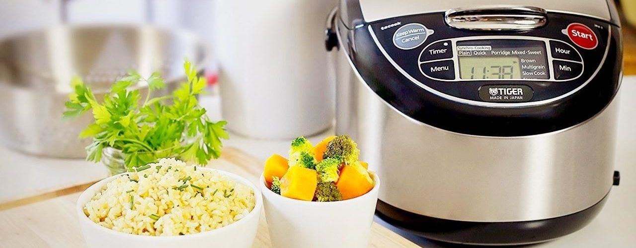 Top 7 Best Brown Rice Cookers of 2020 Reviews and Buyer's Guide 7Beasts