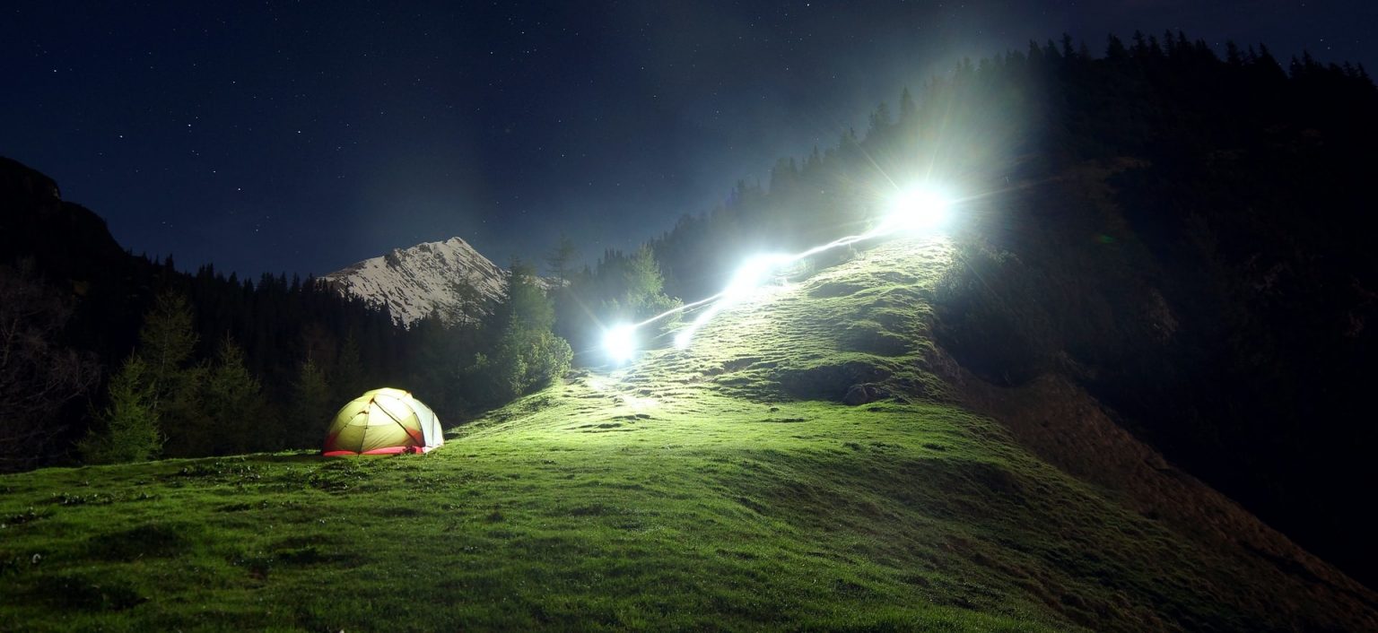 10 Best Camping Flashlights 2024 [Reliable Lightning Anywhere]